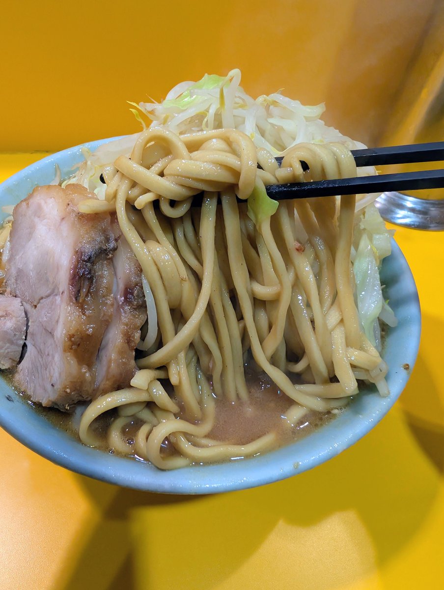 divers0777's tweet photo. 野猿二郎
えびざるラーメン
えびペースト入り濃厚スープの旨味が麺にからむ
うまかったーごちそうさまでした https://t.co/3atbasncAs