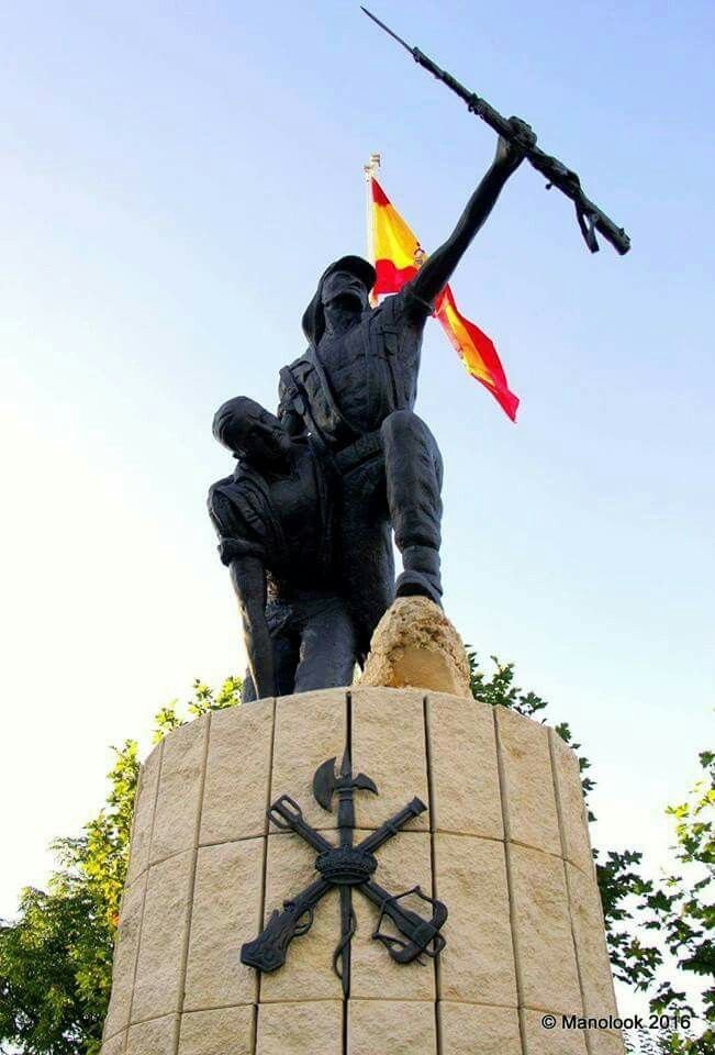 PlataformaMill1's tweet photo. #BuenosDías, #España, #LaLegión y @PlataformaMill1 #MillánAstray.
El #descontrol campa a sus anchas donde el #orden y la #estrategia terminan por caerse. Agarremos con fuerza las riendas del destino antes de que el caos decida por nosotros.
#Legión #Legionarios https://t.co/LzSG7qtXBn
