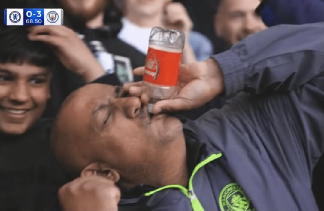 256Rootyherman's tweet photo. It's not good to judge people man

This guy took Arsenal water at that exact time (68+50-3= 115) to relieve himself of the 115 charge stress but we thought he was mocking us☹️ https://t.co/mVspigXFz7