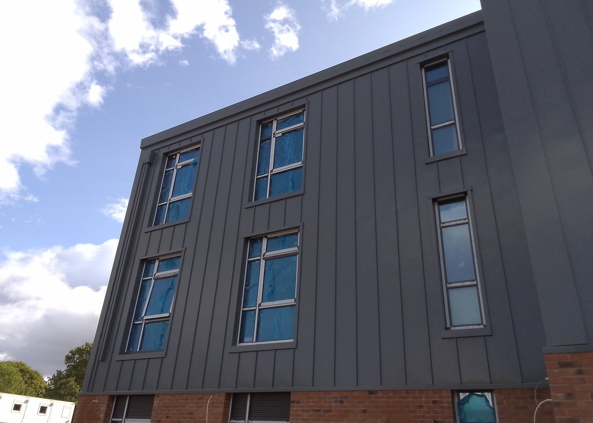 LongworthFacade's tweet photo. Another of our projects is approaching completion, this time in Catterick, where we have been working alongside Willmott Dixon to deliver the roofing and cladding package.

#LongworthFacades #WillmottDixon #Euroclad #IKO #ConstructionUK https://t.co/najx7bXTpz