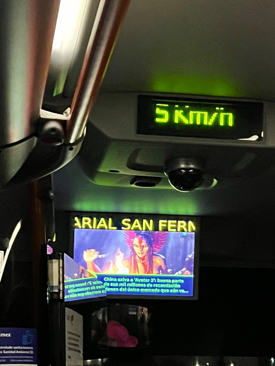 complutensis's tweet photo. 1 hora y 10 minutos después de salir de Alcalá en el 227, apenas hemos pasado Canillejas. 

@AytoAlcalaH @JudithPiquet @CRT_Madrid 

Los usuarios del transporte público estamos hartos. ¡Que se implante ya de una vez el carril Bus-VAO y que vuelvan las rutas express! https://t.co/tQYBEYc7aN
