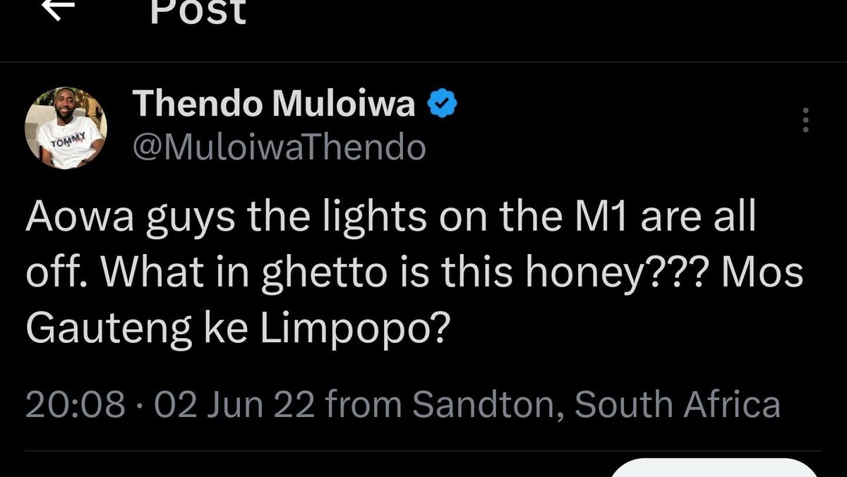 MuloiwaThendo's tweet photo. I have been complaining about this exact piece of road for 4 years now. Tagging @Lesufi countless amount of times. https://t.co/mvTzS5wUKS