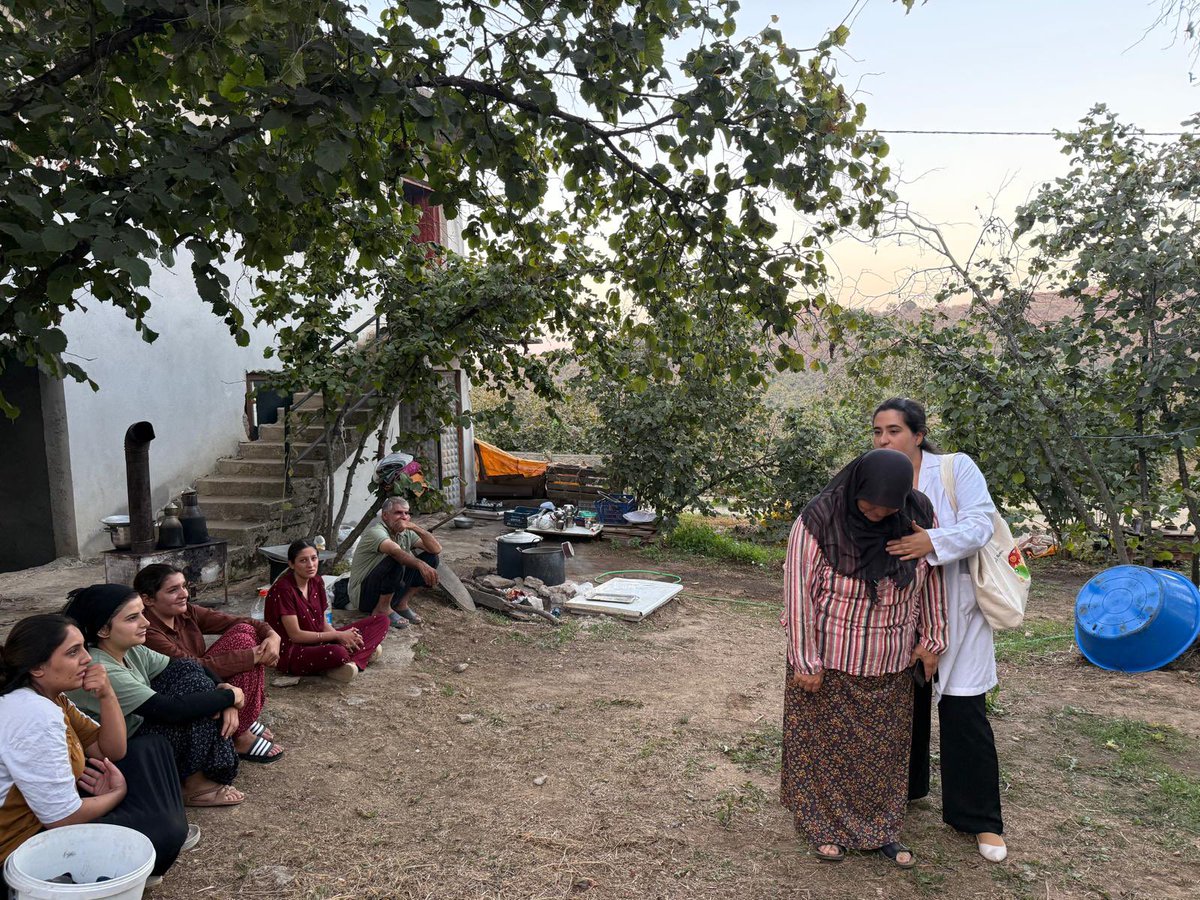 ofiturkiye's tweet photo. 2026 hasat döneminde HEART Türkiye Projesi kapsamında 2.365 mevsimlik kadın tarım işçisine ulaştık.
 ofi Türkiye, Sağlık Hakkı Derneği ve Nestlé iş birliğinde, GIZ desteğiyle yürüttüğümüz proje kapsamında kadınlarla sahada bir araya geldik. https://t.co/JbxhDm3bRz