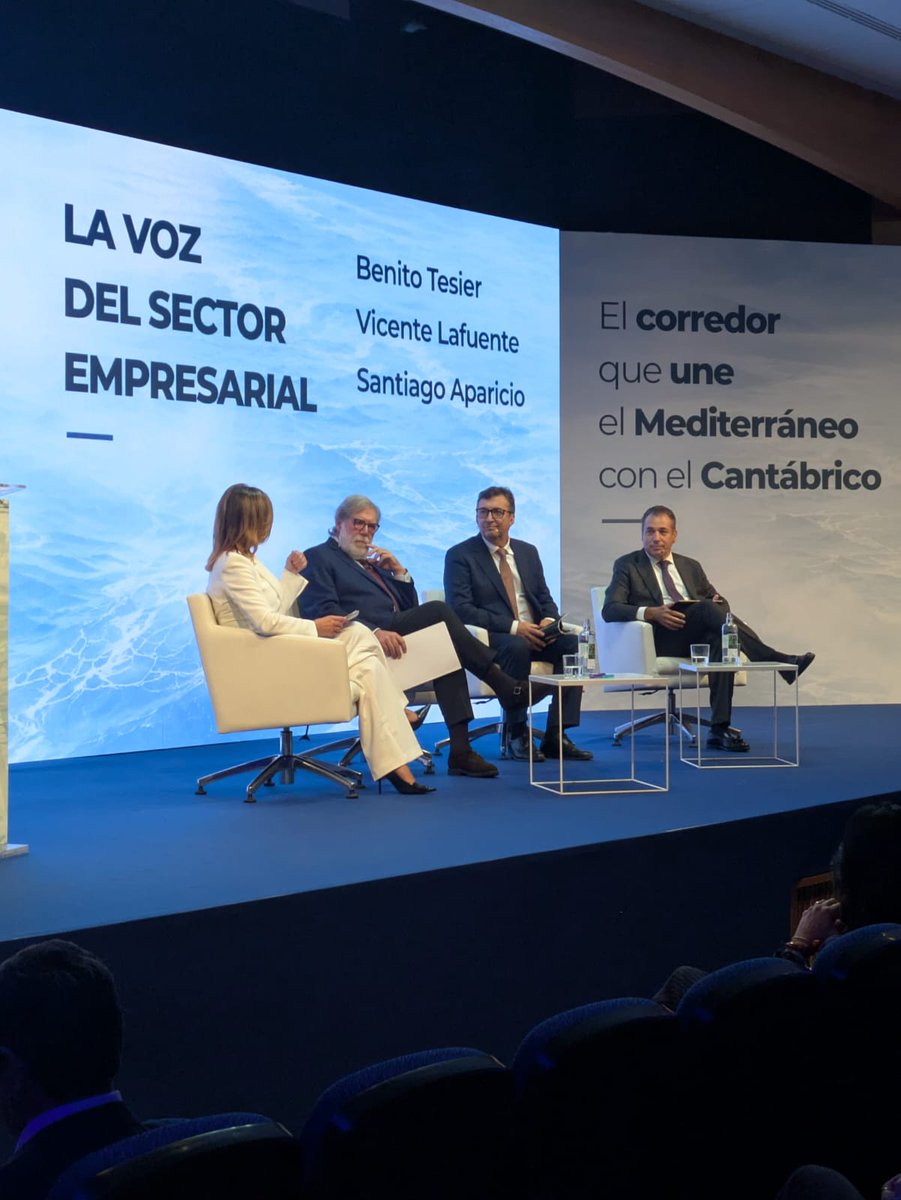 CEOE_Teruel's tweet photo. Hemos asistido a ‘La hora del Corredor de mar a mar’, una jornada dedicada al Corredor Cantábrico-Mediterráneo y a las oportunidades que representa para el desarrollo regional.
Un encuentro con representantes institucionales, expertos y sector empresarial para abordar el futuro. https://t.co/8lm2ZHrTCY