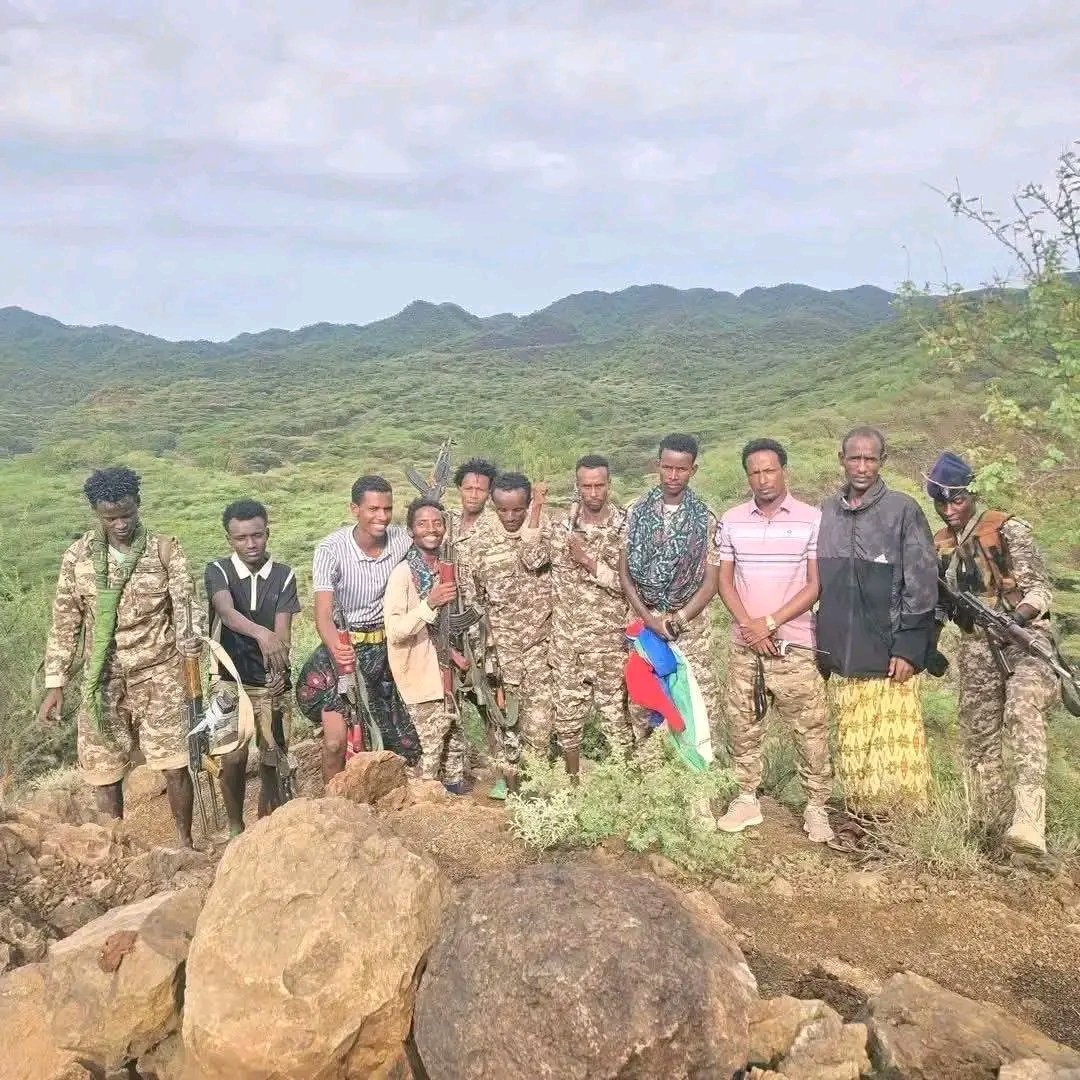 ibnulafar's tweet photo. የአፋር ልዩ ሀይል የብሶ በር የጠላት ምሽግን በመስበር ግስጋሴውን ወደ ጨርጨር ጀምሯል። https://t.co/dAoLIjIh1z