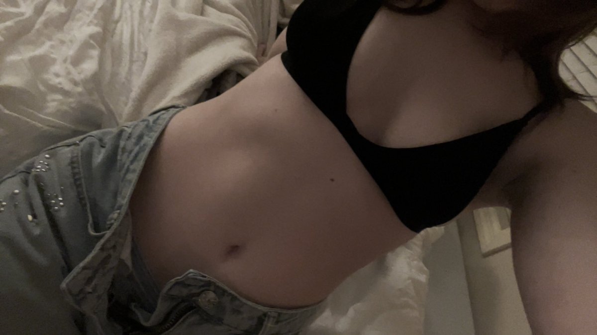 lovekkittyy's tweet photo. Updated #nsfwtwt intro 🐾 

I go by kitty or kk on here 

-She/her 22 y.o 
-Soft Dom 
-Bi 

Posts are not mine unless otherwise specified 

DM for mutuals or to talk! https://t.co/3HA1FbClvH