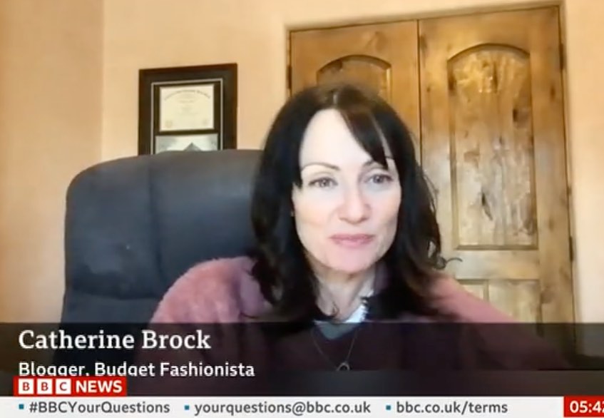 christine3880's tweet photo. Look, everyone! Budget Fashionista on BBC World News! https://t.co/7bggg6RWst