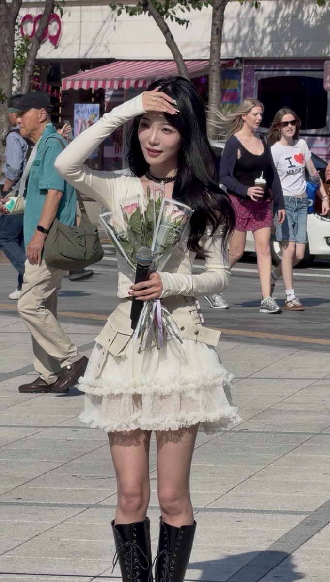 im7innn's tweet photo. 💐

#예영 #Yeyoung #イェヨン https://t.co/TxS1c7DaZu