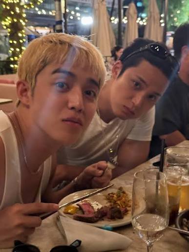 zy1yahh's tweet photo. @gyuwoncheol @hanihaeuiui https://t.co/ApN8b4l6jm