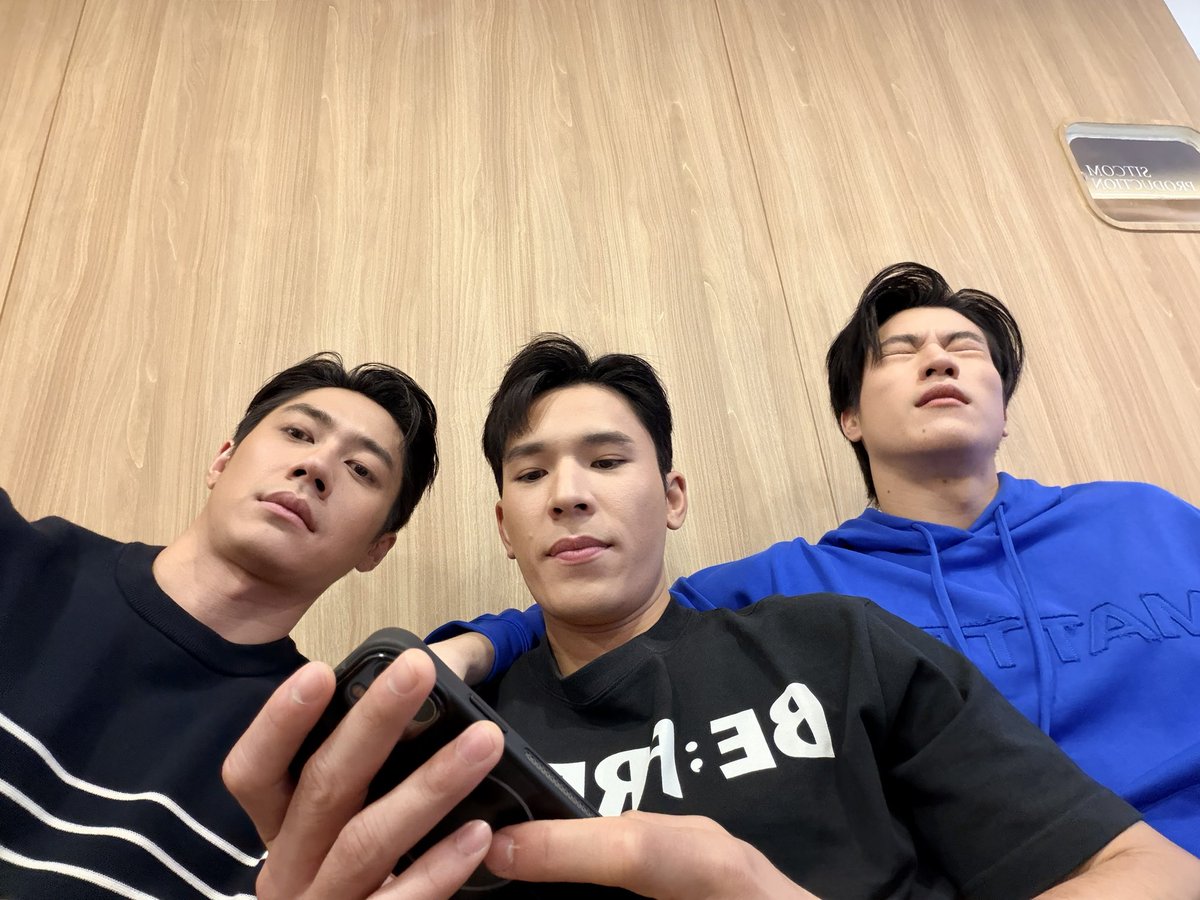 RachataJam's tweet photo. 😣 #หนึ่งสองสามสี่ห้าหกเจ็ดแปด https://t.co/2wnWXNTfuG