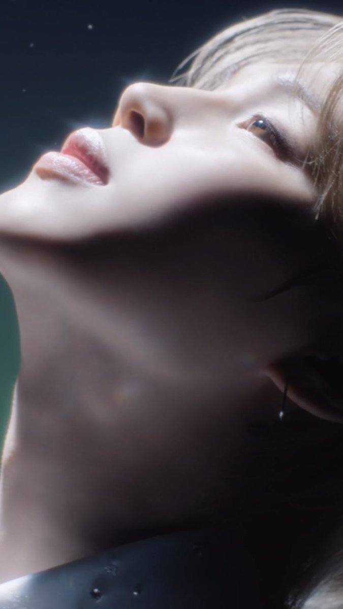 finablespace's tweet photo. ㅁㅊㅈㄴ이쁘잖아.. 
퍼퓸 안쓰는데 어카지 ㅠ https://t.co/2qC5biADPS