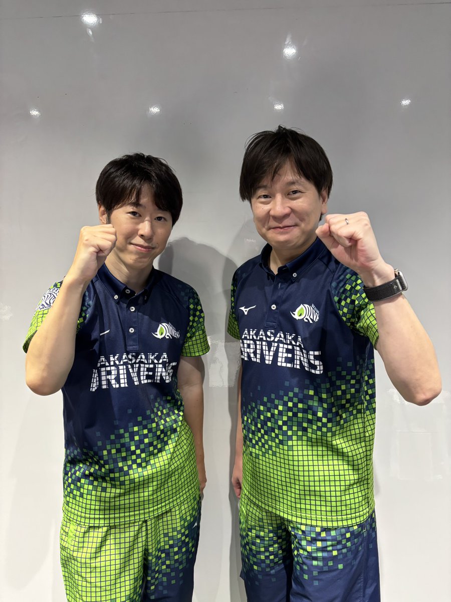 AkasakaDrivens's tweet photo. 🦏「TWIN TONIGHT アクリルキーホルダー」受注販売開始のお知らせ💪💪

同日連勝の興奮冷めやらぬ本日18:00、初TWIN TONIGHT記念アクリルキーホルダーを発売いたします！
🦏ドリブンズ公式ショップBOOTH https://t.co/RArkSvJxxZ

🦏商品名
TWIN TONIGHT アクリルキーホルダー（2026.9.29 ver.）
🦏商品概要
デイリーダブルを記念した「TWIN TONIGHT」アクリルキーホルダーです
・サイズ：約112×18mm
・素材：アクリル

🦏販売価格 1,000円

🦏受注受付期間
9月30日（水）18:00開始
10月7日（水）18:00終了
※受注生産商品です
※11月上旬以降のお届けとなります

今シーズンも節目節目に記念の品をご用意しています！
2026-27の思い出の品として、ぜひお迎えください🦏