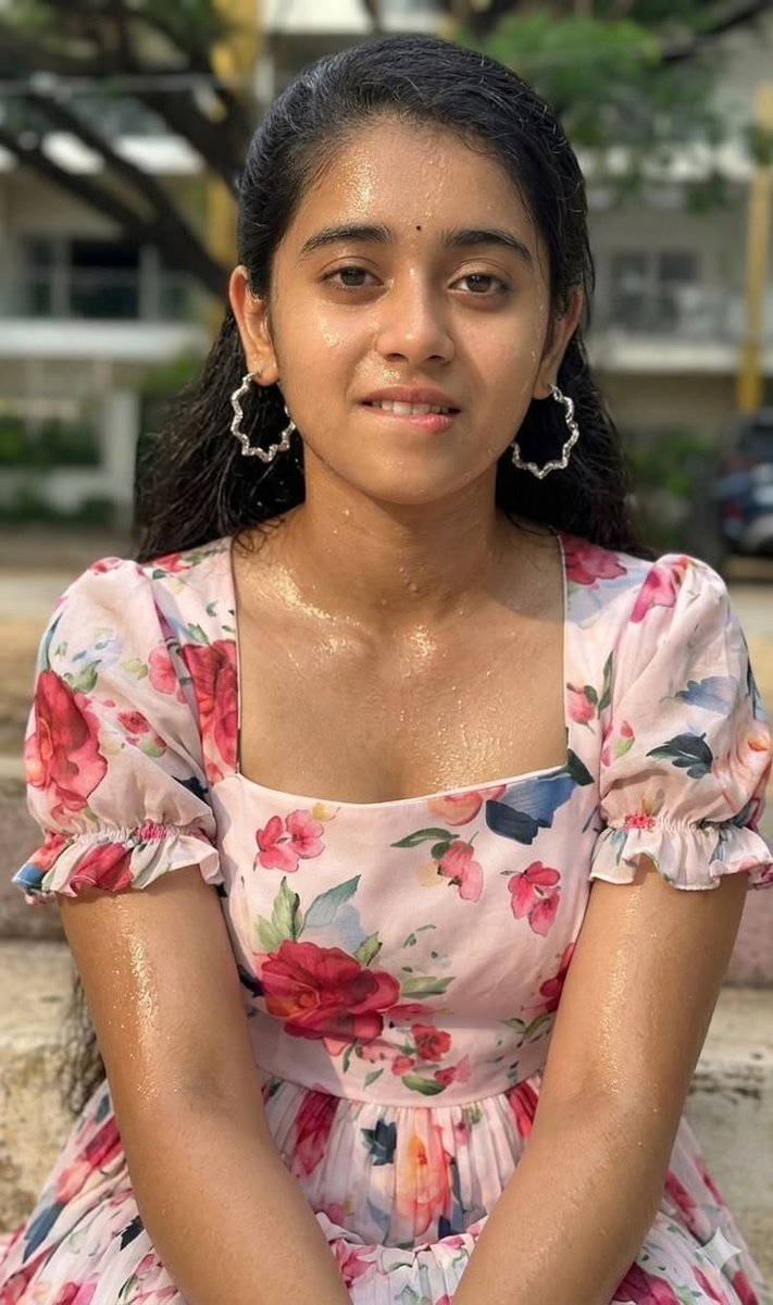 kjalreddy's tweet photo. DESI TEEN GIRL 😍 https://t.co/ByxzEMBcr3