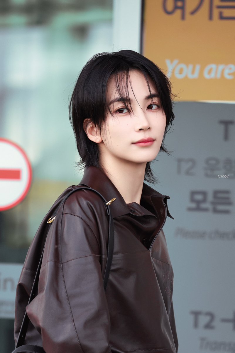 lullaby_1004yjh's tweet photo. 2026 / 2023 ICN
Welcome back

#정한 #윤정한 #JEONGHAN
#ジョンハン #尹净汉 
#세븐틴     #seventeen
@pledis_17 https://t.co/sxk0GSFBny