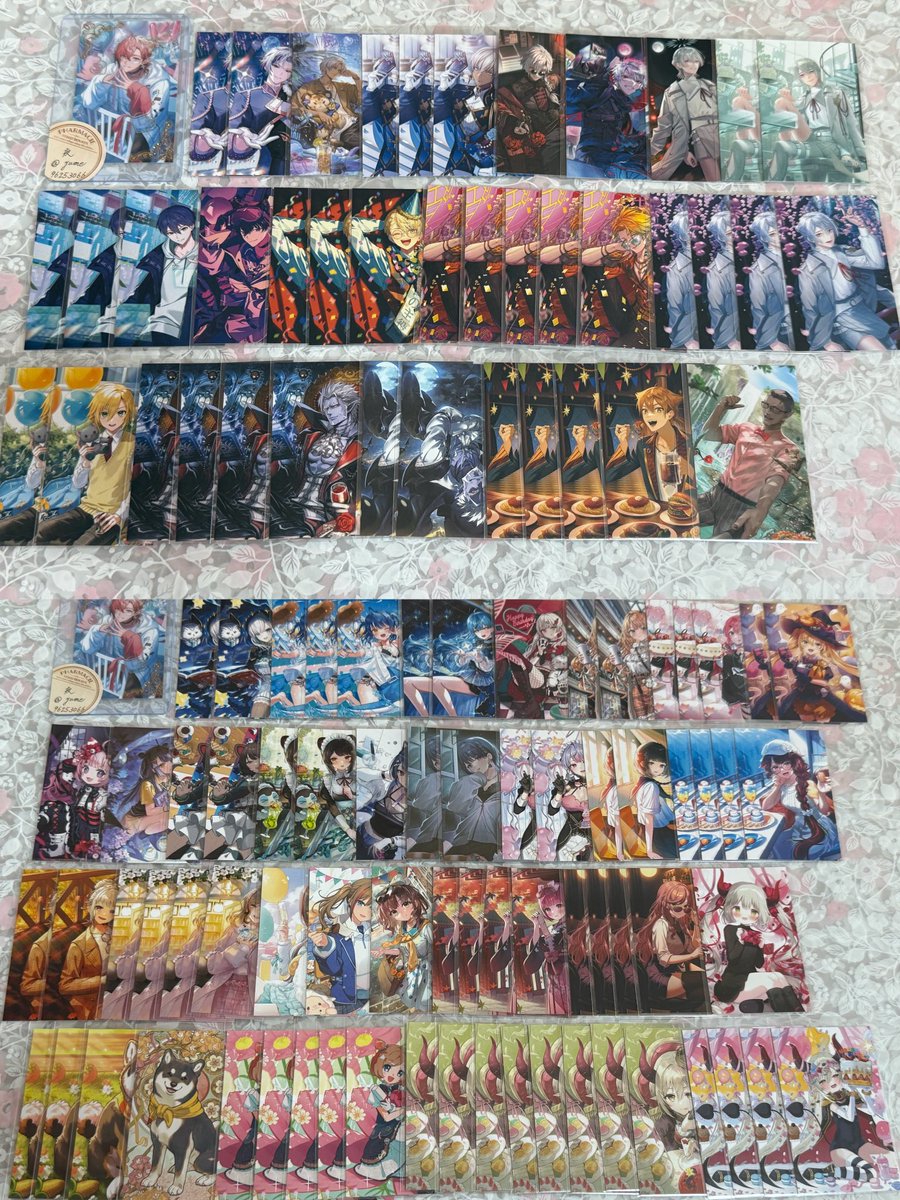 yume96253066's tweet photo. 【交換 譲渡 買取】にじさんじ Oriens Dytica MECHATU-A

譲　画像1〜

求　希望額+送料(PayPay)
　　同異種🦸関連グッズ/固定ポスト等

郵送でのお取引。
譲渡はお品物によって抱き合わせorレート額をお願いすることがございます。一部譲渡不可のものあり。
同レートなら紙類⇔缶バッジも可能。

→ https://t.co/CDEycDPON8