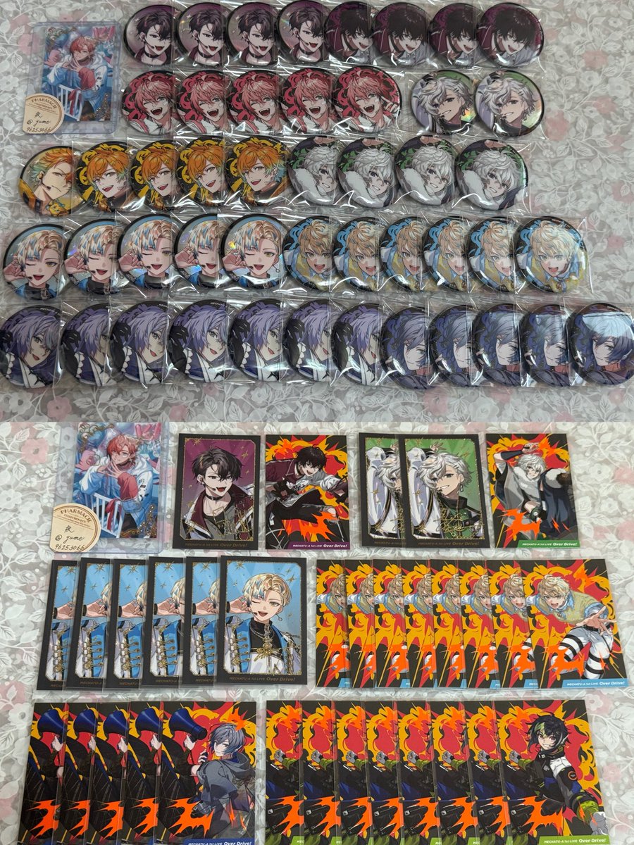 yume96253066's tweet photo. 【交換 譲渡 買取】にじさんじ Oriens Dytica MECHATU-A

譲　画像1〜

求　希望額+送料(PayPay)
　　同異種🦸関連グッズ/固定ポスト等

郵送でのお取引。
譲渡はお品物によって抱き合わせorレート額をお願いすることがございます。一部譲渡不可のものあり。
同レートなら紙類⇔缶バッジも可能。

→ https://t.co/CDEycDPON8