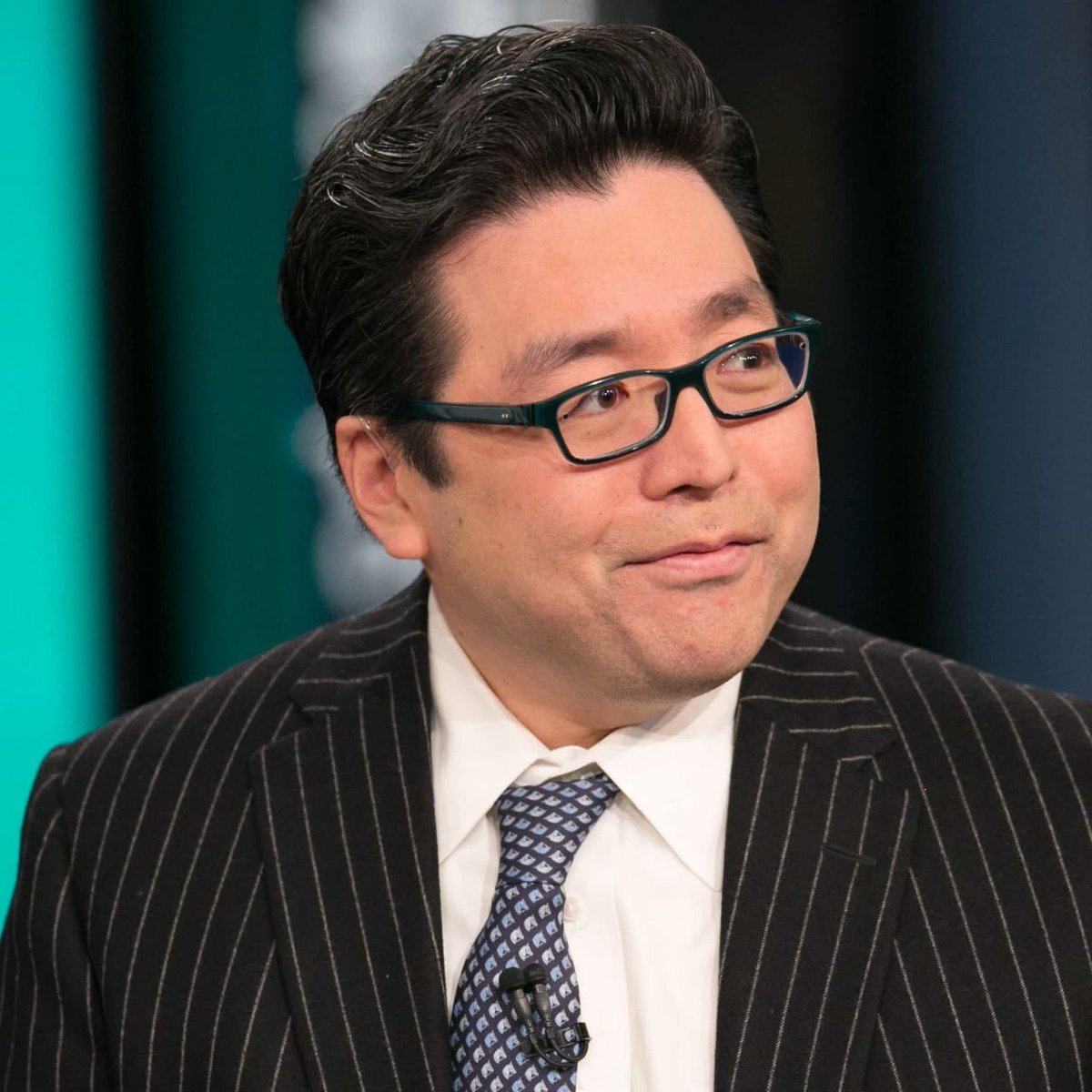 AshCrypto's tweet photo. BREAKING: Tom Lee says the crypto bull market has started and this one could be bigger than previous bull markets. https://t.co/rwgKY3xe1q