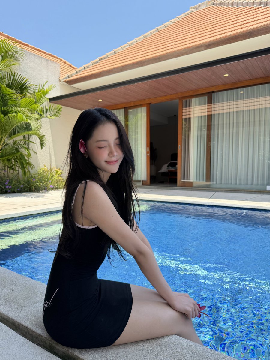 H2H_INA's tweet photo. 260930 #CARMEN weverse post

🌴🌞🥰🍃🌊🩵

#Hearts2Hearts #하츠투하츠 #H2H
@Hearts2Hearts https://t.co/U2G2qZrPjt