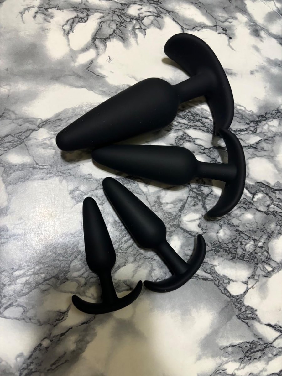 Anna1591286Anna's tweet photo. Black silicone set just dropped 🖤
4⃣ sizes. Zero mercy. 😈
#ButtPlug #AnalPlay #freeuse #traumakinks #hardkinks #sizekink #ageplay #agegap #freeuse #SiliconeToys https://t.co/STo57hOTWy