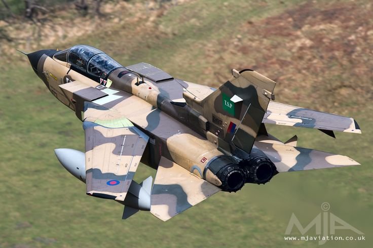 LineroTifon's tweet photo. Panavia Tornado IDS de la Real Fuerza de Arabia Saudita. https://t.co/VcktQhrZww