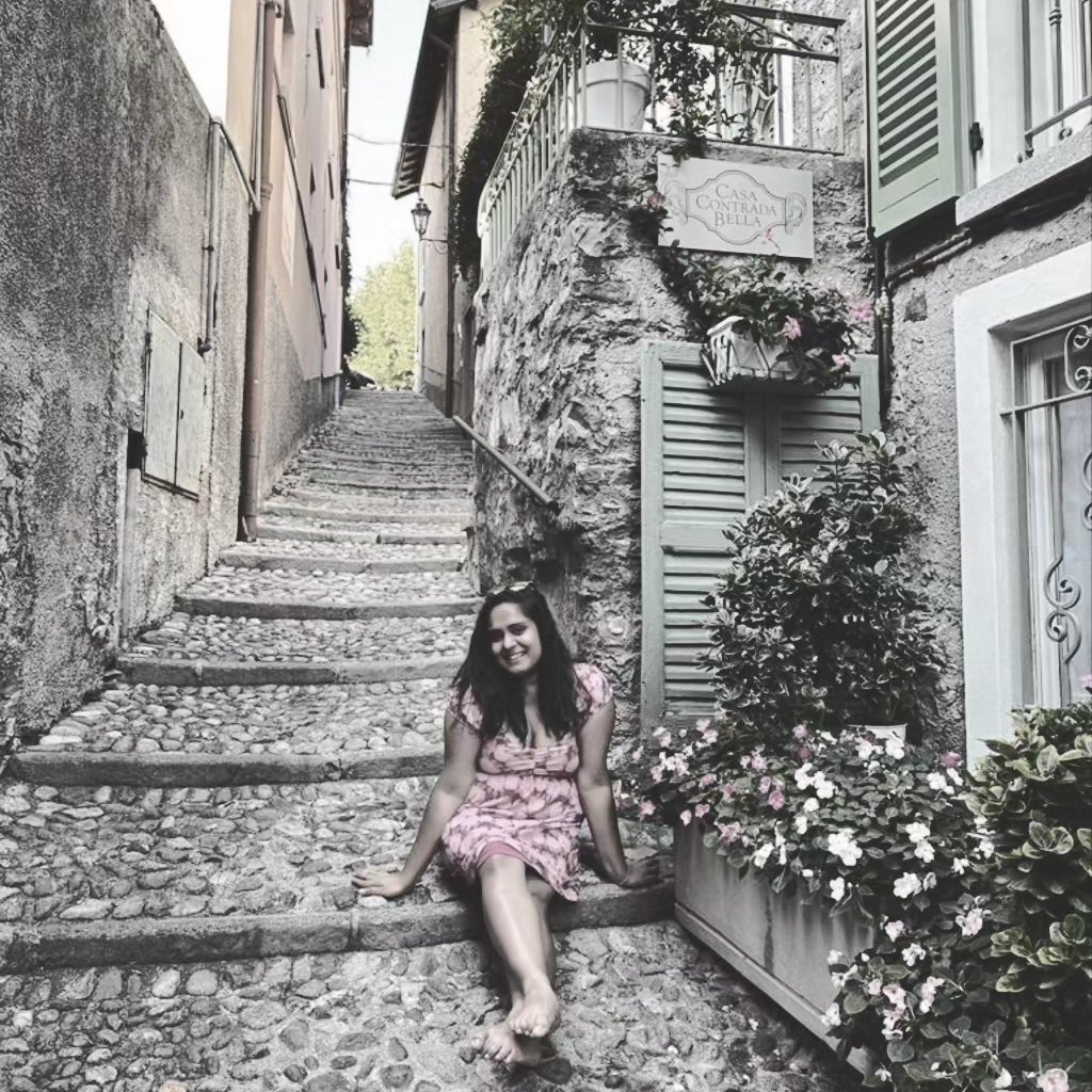 GoloAventur's tweet photo. Springtime at Lake Como, Italy. Bellagio is pure charm. https://t.co/0a4gKVEQPR