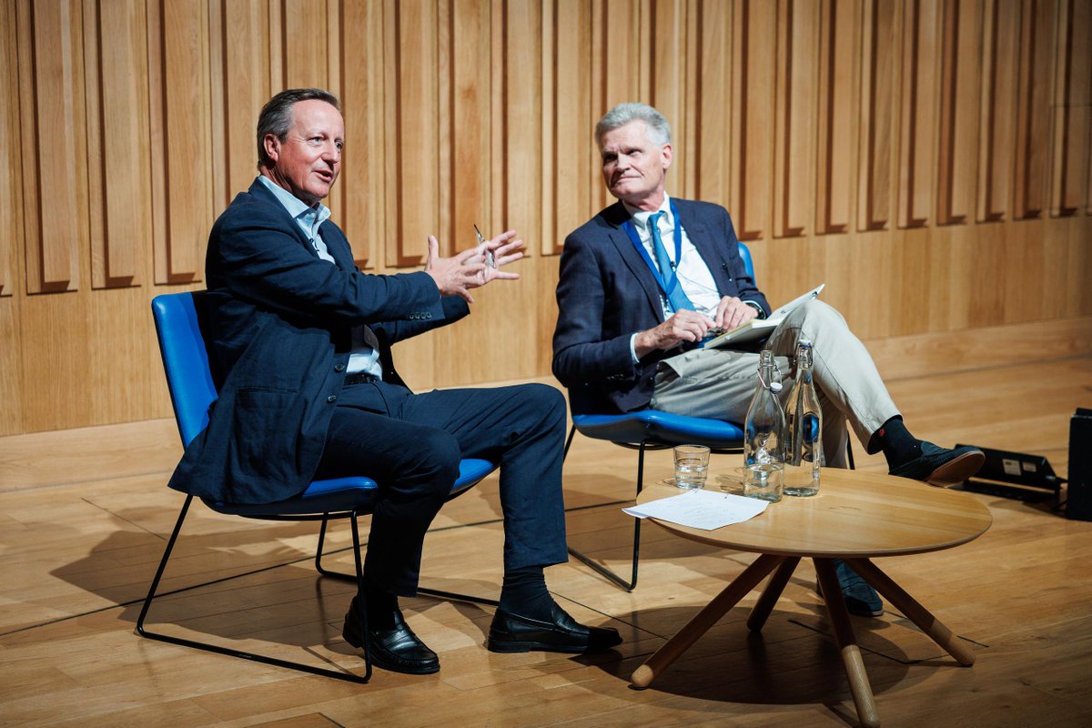 David_Cameron's tweet photo. It was a pleasure to speak at the @OHRareDisease Symposium last week, among patients, policy-makers and world-leading scientists whose work on rare diseases brings new hope to the millions of people worldwide affected by these conditions.
 
As Chair of the Oxford-Harrington Advisory Council, I joined Professor Sir John Bell from @UniofOxford for a conversation about the progress being made towards new life-changing medicines for rare diseases, the impact of advances in genomics via @GenomicsEngland, and how cutting-edge technologies and AI are opening up new possibilities for treatments.
 
But scientific breakthroughs only matter if they reach patients. For people living with rare diseases, particularly children and their families, time matters. I know this all too well. Alongside advancing the science, we need to accelerate the development, approval and adoption of new treatments too. I’m hugely encouraged that by bringing together the best science, technology and policy, we can move further and faster towards our mission to deliver 40 new treatments for rare diseases by 2034.