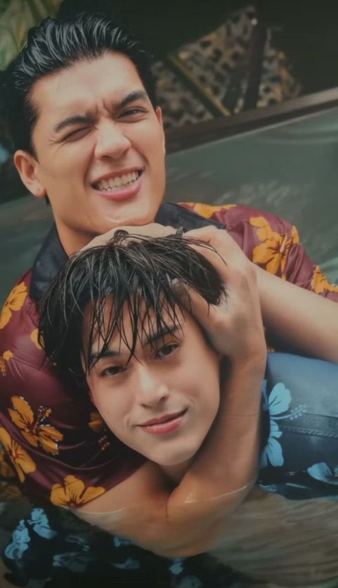 jevnyx's tweet photo. the best photoshoot they have🥺 https://t.co/PF1IQ1211r