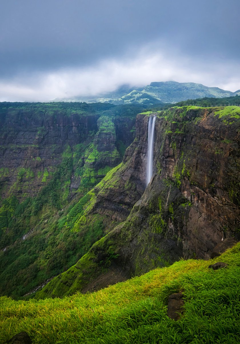 SanGovphotos's tweet photo. Good Morning All .Last edition alert 
Enjoy the beauty of the Western Ghats

"Serene Sahyadri" (1/7 Ed) available on objkt for 22.50 ꜩ (🔗⬇️)

Vaishali Falls
Sahyadri , Western Ghats, Maharastra, India
Nikon D850 + Tokina 11 - 16 + ND1000 filter https://t.co/2GulnApjbu