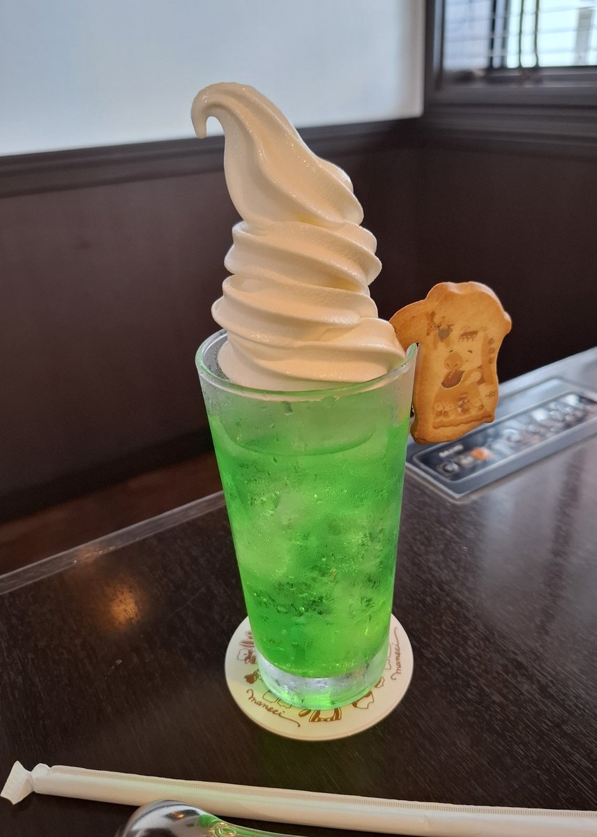 hobohoboho8's tweet photo. 早いもので9月も今日で終わりですね。
9月の飲食��はどこも月見フェア真っ最中。

大好きな #肉の万世 も期間限定で #月見タルタルハンバーグ を出しているので先日食べてきた。

ジューシーハンバーグの上で特製デミグラスソースと特製タルタルソースがマリアージュする今だけの味。これは旨い！ https://t.co/uPADExDUGR