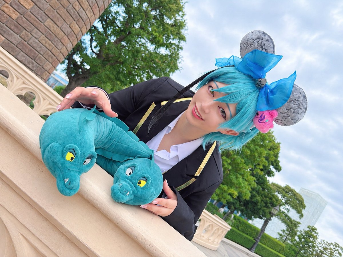 one_one55ken's tweet photo. 🏰/ﾌﾛｲﾄﾞ･ﾘｰﾁ🦈
#Dハロ仮装2026 #Dハロ仮装 
#Dハロツイステ仮装 https://t.co/0WZkqVc10A