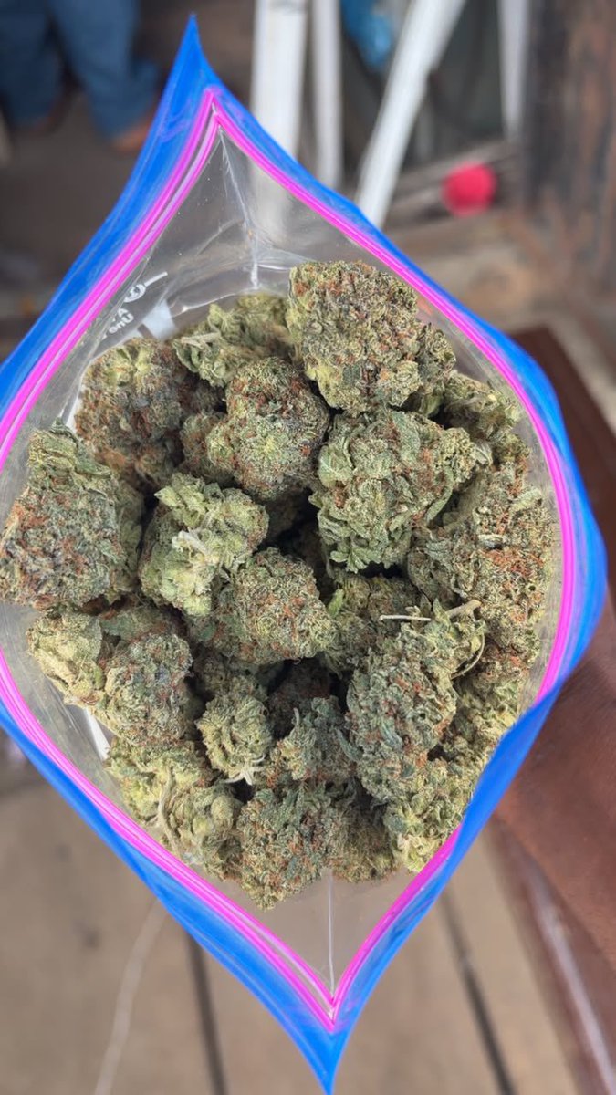 420culture_0's tweet photo. Make sure you bake today ooo https://t.co/s3CiYJZeXD