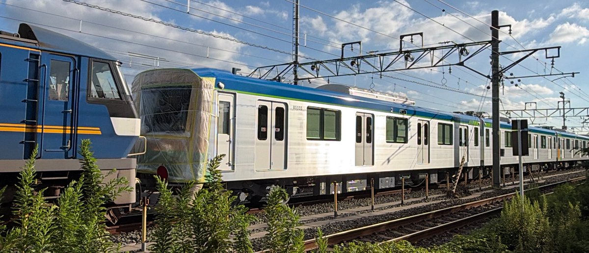 mukin4go's tweet photo. 近車出場甲種輸送

9866レ

EF210-357+ 東武鉄道80050型4B

蚊が大量発生してて沢山刺されて痒い https://t.co/TI4SCfVMIg