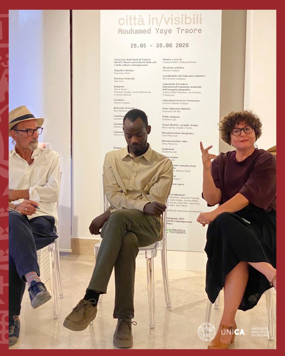 univca's tweet photo. Presentato al #MUACC di Cagliari il catalogo della mostra "Città in/visibili" di Mouhamed Yaye Traore (ed. UNICApress) 📸
Un progetto tra identità, sguardo e paesaggio urbano che ad ottobre prosegue in tutta Italia! 🚀   #CittàInvisibili #SHARPER2026 #GEP2026 https://t.co/xLiielldN6
