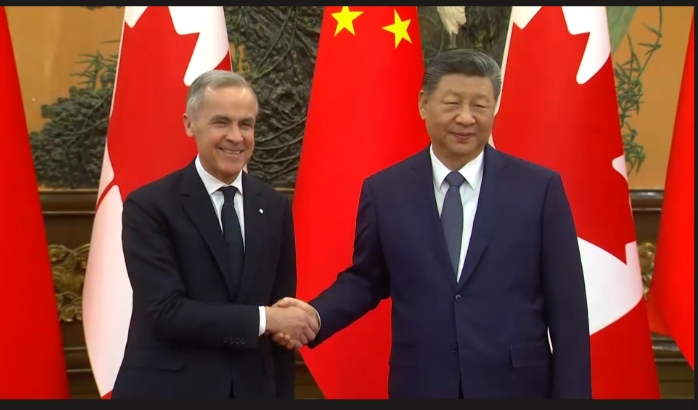 jackmac75554625's tweet photo. @McFaul carney went to china to get a hand shake https://t.co/8LcQWZOwBG
