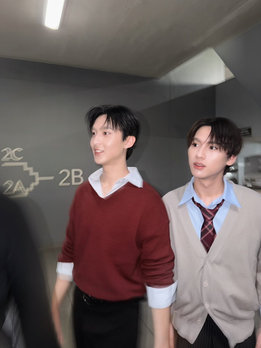 kerdomundi's tweet photo. มาเทอร์ดูพวกเราอยู่มั้ยครับ🎓✏️🧑🏻‍🏫

รับชม Live ได้ทาง
🔗 : https://t.co/KuqARF5Np8…

#ThammasatOpenHouse2026
#WhereEveryStarBegins
#ryujinpatji https://t.co/AGLzABVwoa