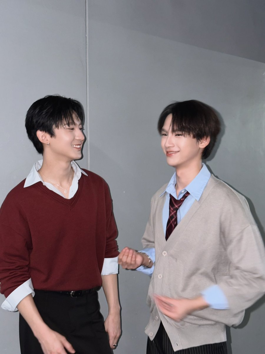 kerdomundi's tweet photo. มาเทอร์ดูพวกเราอยู่มั้ยครับ🎓✏️🧑🏻‍🏫

รับชม Live ได้ทาง
🔗 : https://t.co/KuqARF5Np8…

#ThammasatOpenHouse2026
#WhereEveryStarBegins
#ryujinpatji https://t.co/AGLzABVwoa
