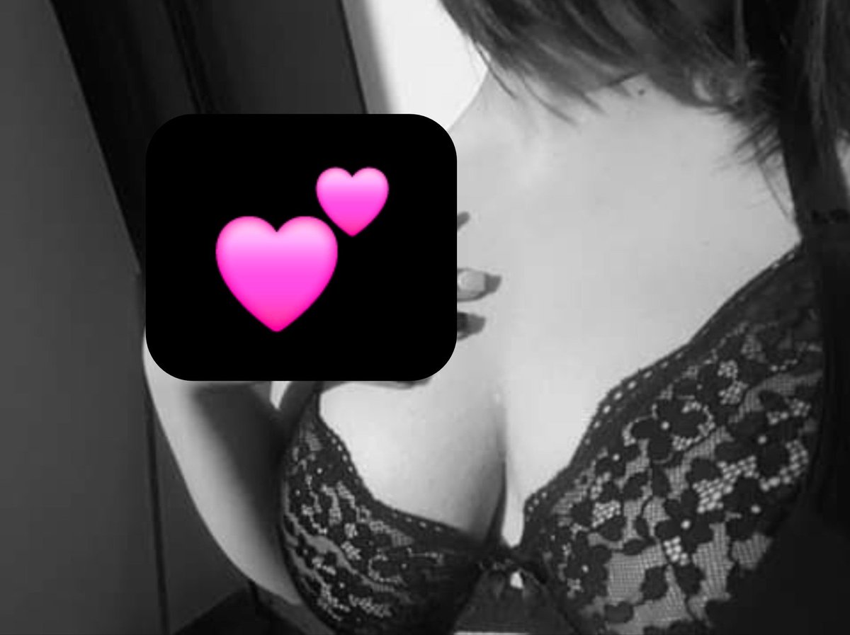 Maria7w7012's tweet photo. Holis, Soy Nueva 🤭❤️
¿Quien para chat hot? . A los primero les mandare un regalito 🥰 https://t.co/JtwuoZkpBP
