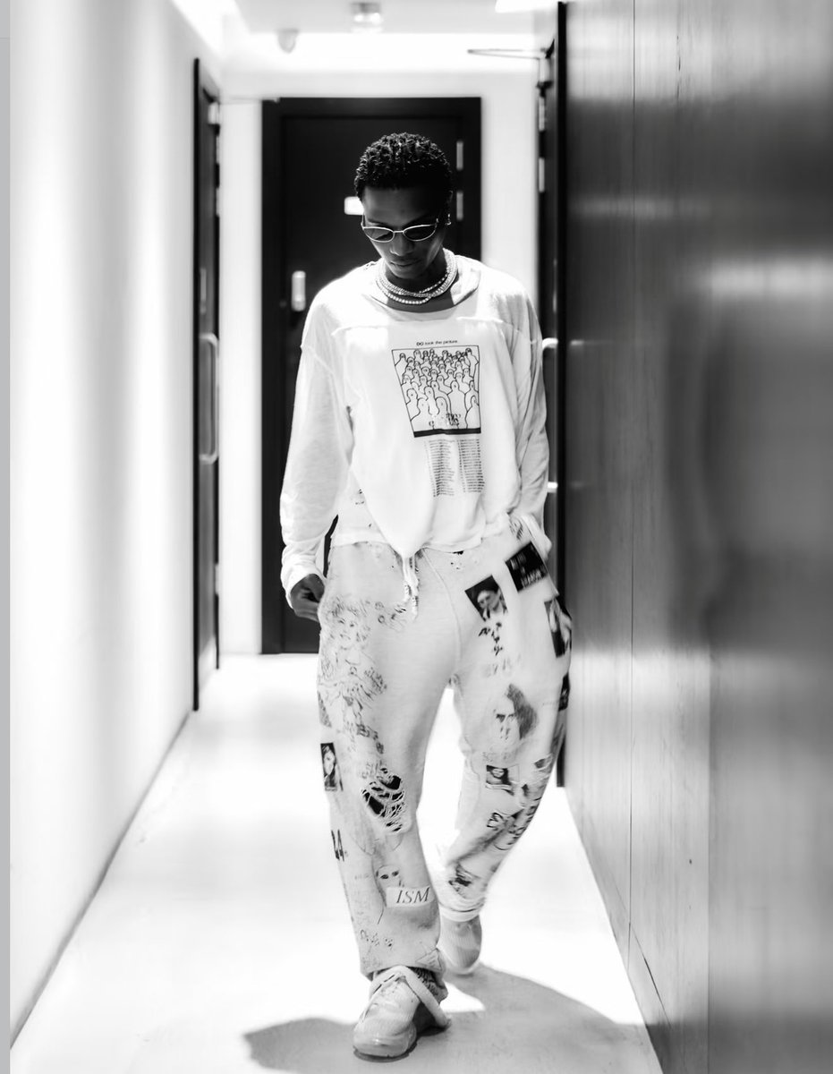 Olamide0fficial's tweet photo. Boy so fly like Virgil Abloh 😍🔥 https://t.co/iuR6uCed0m