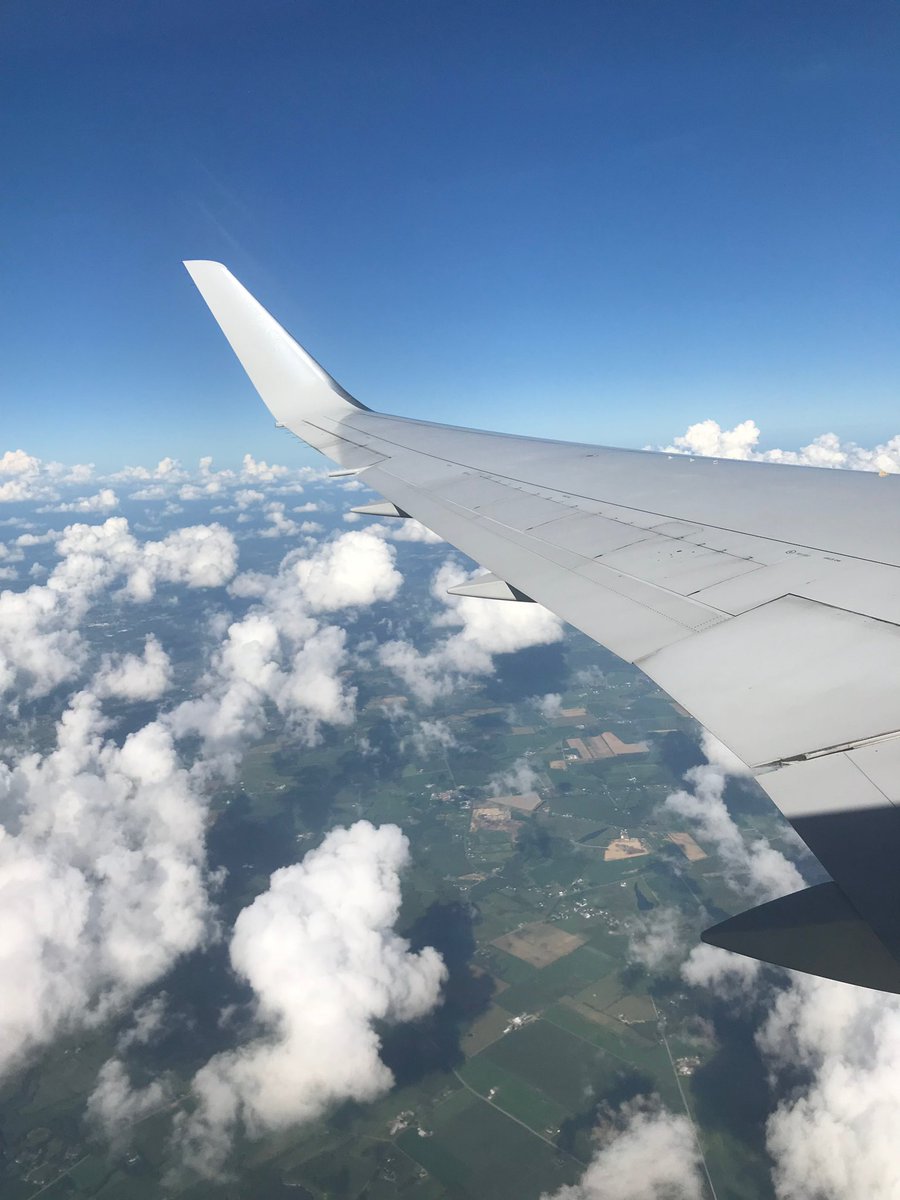 TravelMark1942's tweet photo. @Grampa1950 Approaching Miami Airport. https://t.co/jpWIS4AIix