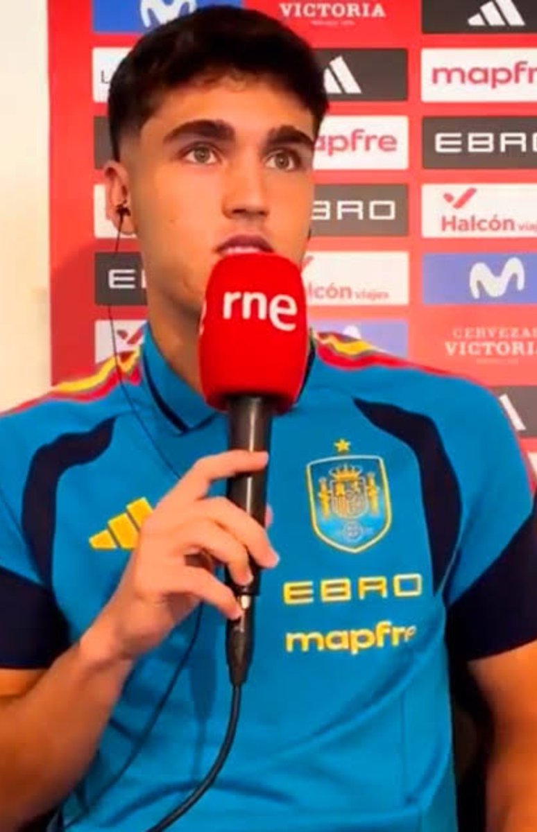 tomisinfcb's tweet photo. 🚨Pau Cubarsí on his conversation with Dean Huijsen after Croatia made it 1–1:

“Honestly, there was a little misunderstanding after they scored.

Dean came to me and said that I was responsible for the mistake, but I knew what had happened, so I explained it to him.

I told him, ‘Dean, look at the situation again. You were supposed to stay with your man there. I had to move across, and that’s why the space opened up.’

At first, he was frustrated, but then he thought about it and realised I was right.

He came back to me and said, ‘You’re right, Pau. I’m sorry for blaming you.’

I told him, ‘Don’t worry, it’s football. Let’s focus on the game.’

When you concede, emotions are high and sometimes you react without thinking. The important thing is that Dean accepted it, apologised, and we moved on.

As defenders, we have to communicate and be honest with each other. We understood what went wrong and focused on making sure it didn’t happen again.”