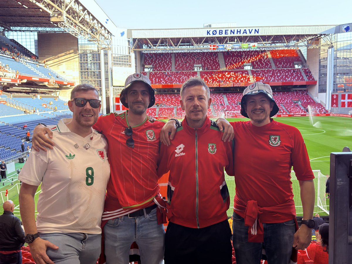 AlexGumbo85's tweet photo. There is no better feeling than being on a #walesaway trip https://t.co/TRghCDykK8