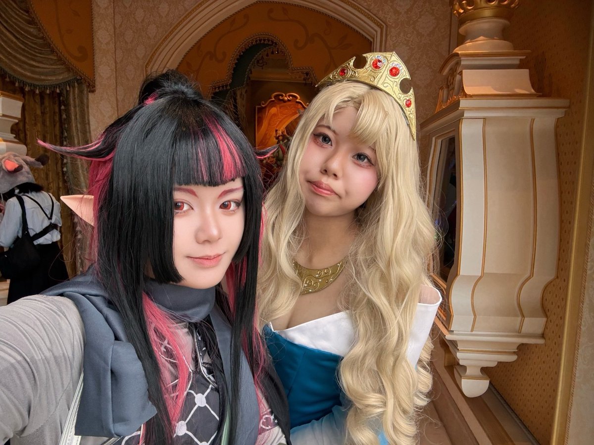 I_am_rule_'s tweet photo. 本日ランド！美しすぎるオーロラ姫と一緒！
#Dハロ2026 
#Dハロ仮装2026 https://t.co/5ASsZFNMPS