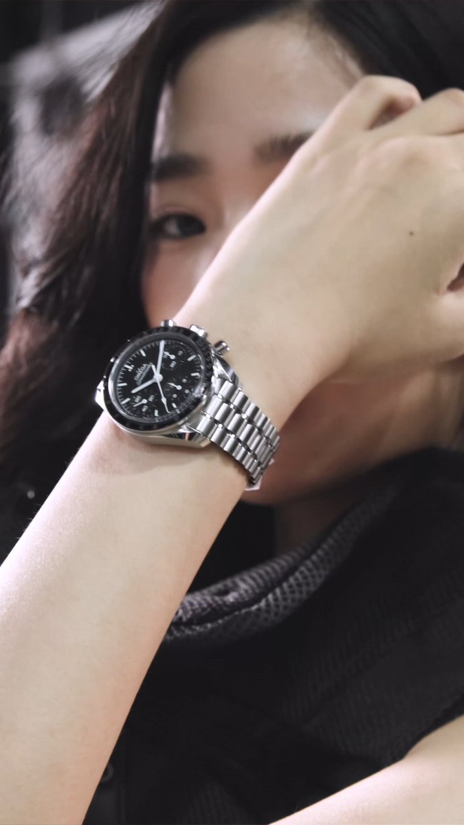 intuyoututyy's tweet photo. 🫣🫣🫣

#VogueTHOctober2026 #OMEGA #tontawan https://t.co/RzrCcPVBR2