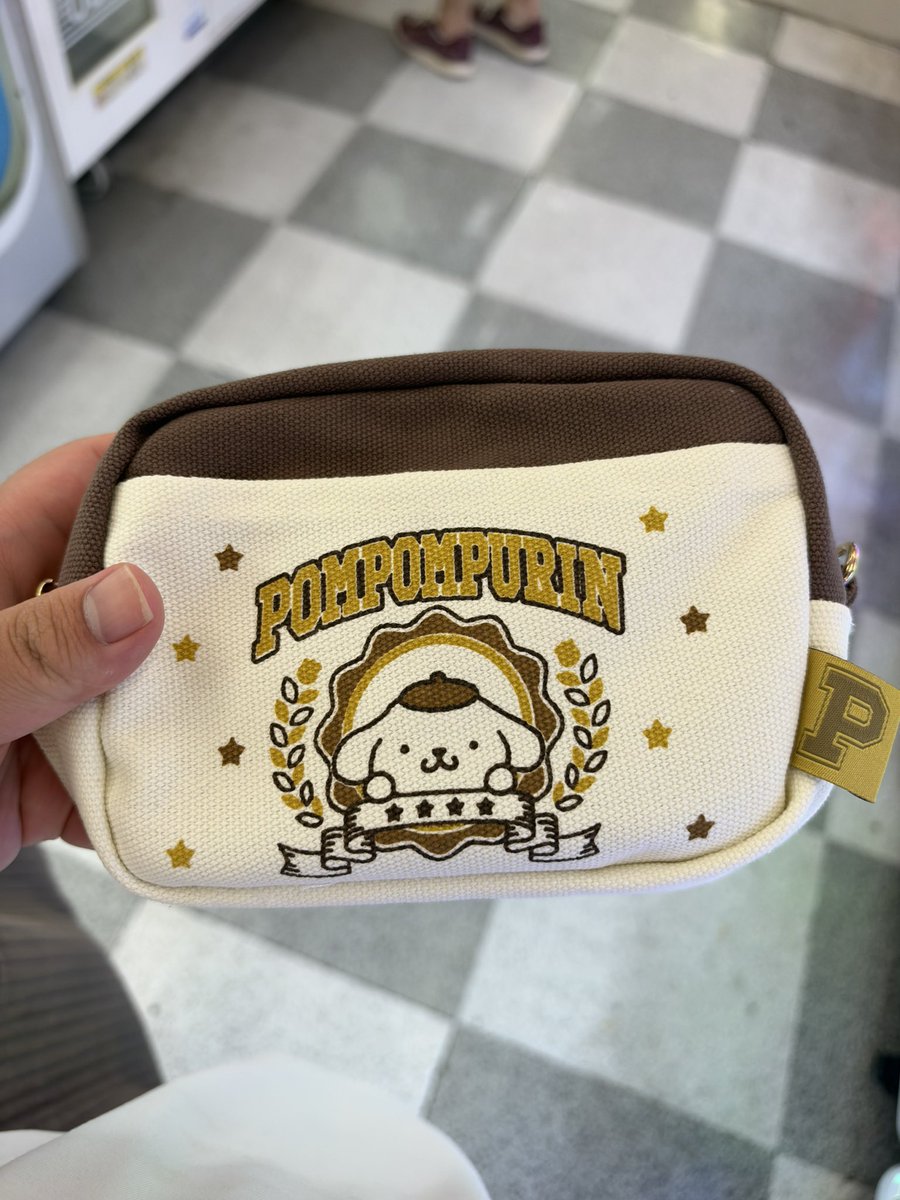 Kumameri526's tweet photo. 100円で取れちゃった https://t.co/oRnnmD01RD