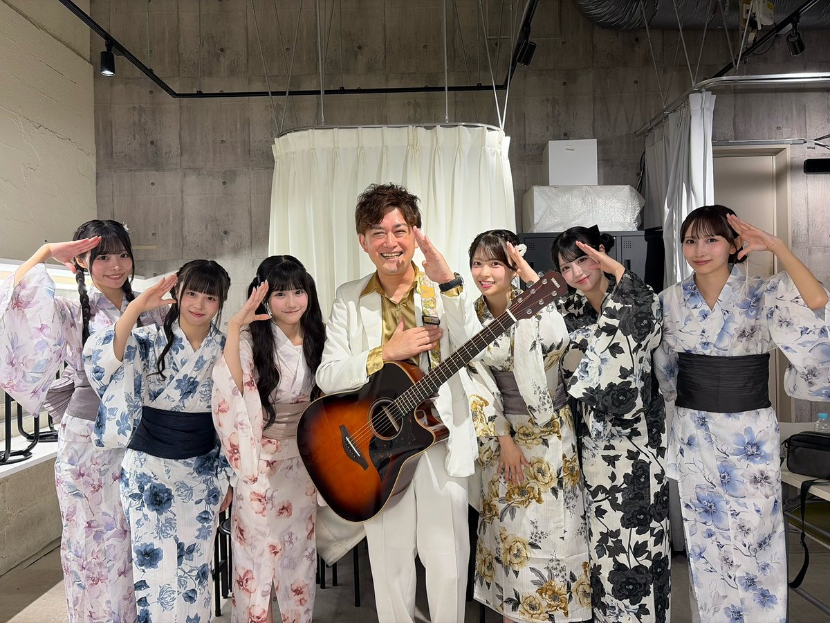 kimisora_JPN's tweet photo. ＼メディア情報📺／

日本テレビ『#X秒後の新世界 』に君と見るそらが出演させていただきました☁️

ドッキリの仕掛け人として頑張りました！

AMEMIYAさんとっても大変そうでした…
裏では本当に優しくて、たくさんお話ししてくださいました✨
特別な動画も撮っていただきました🙏🏻

TVerで見逃し配信中です📺✨
ぜひチェックしてみてねー！👀
https://t.co/6jBrJt4v54

#君そら