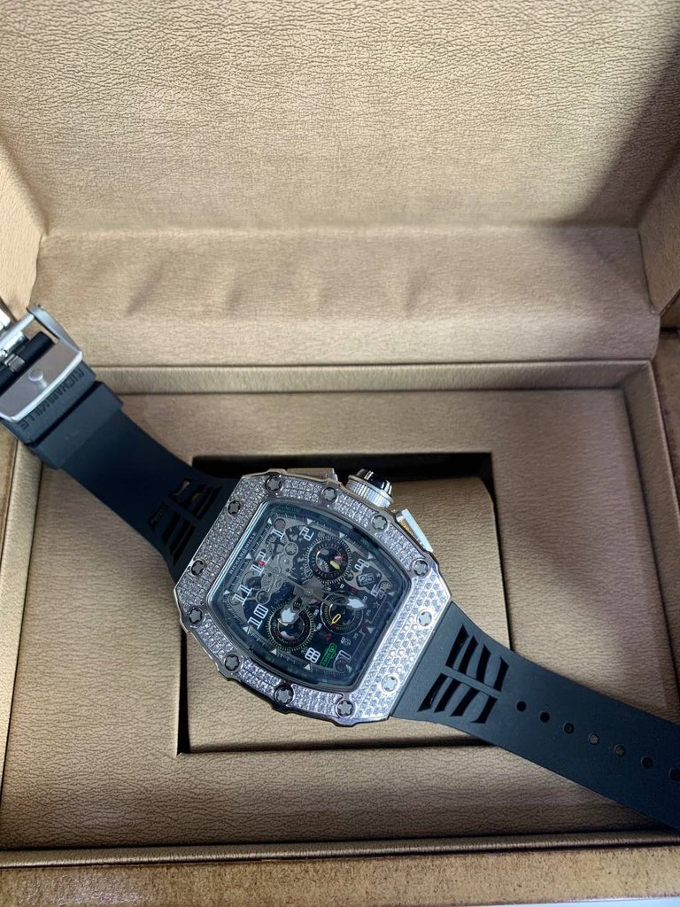 ModeMen10's tweet photo. High Quality Luxury Richard Mille Watch

🏷️ 250k

Lagos, Nigeria 
https://t.co/4YapMGSgoh https://t.co/k3yMvb8zg6