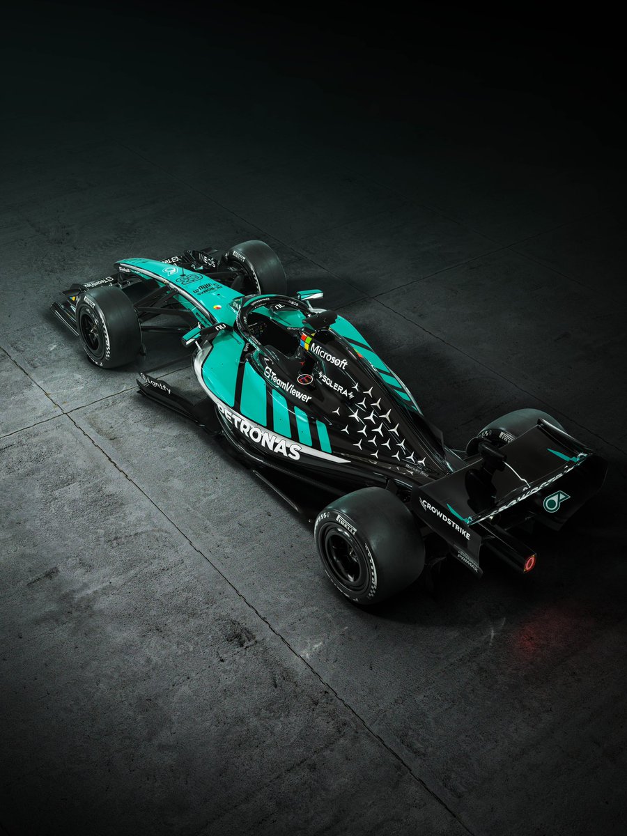 MercedesAMGF1's tweet photo. A PETRONAS special livery to mark F1's return to Malaysia! 💚🤩 https://t.co/uSsH6RB8E3