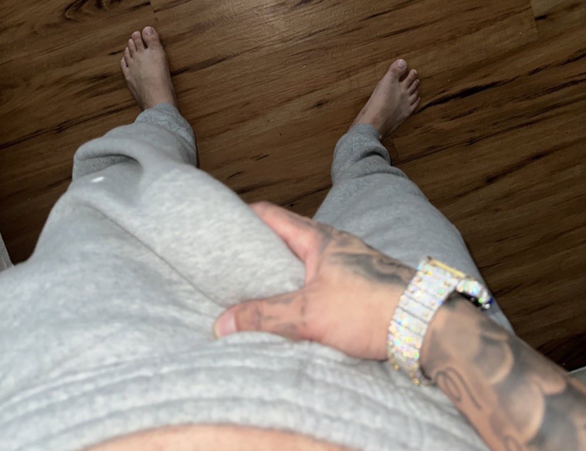 Guccii233's tweet photo. Who wants me to pull it out?😏

#Trending #nsfwtwt #nsfwtw #nstw_twt
#nsfw_art #Latino #fyp #DallasTexas
#Dallastx #Dallas https://t.co/Bo7iEyWq2e
