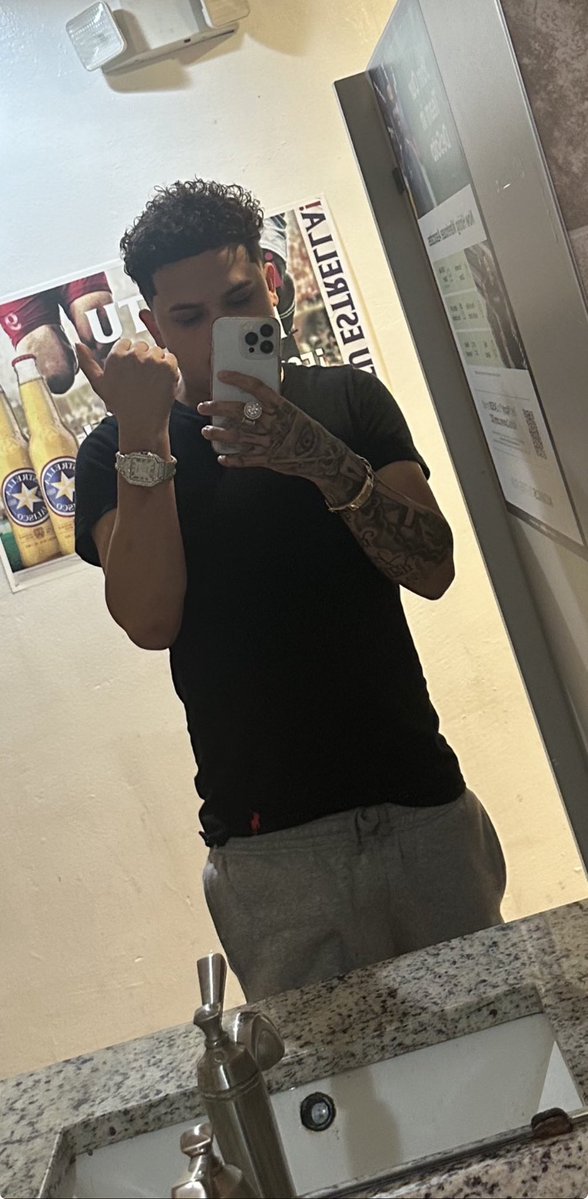 Guccii233's tweet photo. Who wants me to pull it out?😏

#Trending #nsfwtwt #nsfwtw #nstw_twt
#nsfw_art #Latino #fyp #DallasTexas
#Dallastx #Dallas https://t.co/Bo7iEyWq2e