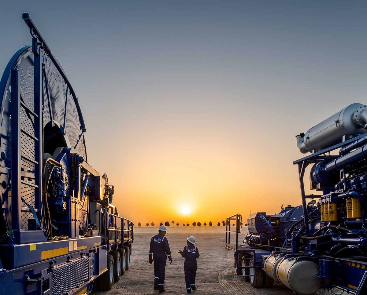 AxiomEnergyMP's tweet photo. 450+ wells. Four contracts. Three years.

SLB just won a major Aramco mandate to run well construction end to end across Saudi oil and gas reservoirs, from planning to completion.

What it signals for oilfield services in the Kingdom 👇 #Aramco https://t.co/u5dfMsOULx https://t.co/wQKPjXBPXt